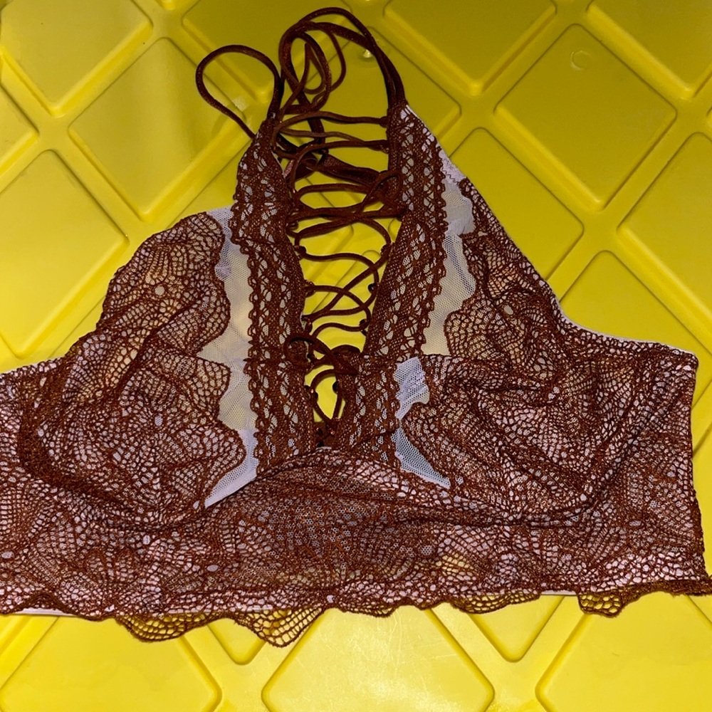 VICTORIAS SECRET VERY SEXY BRALETTE XS
